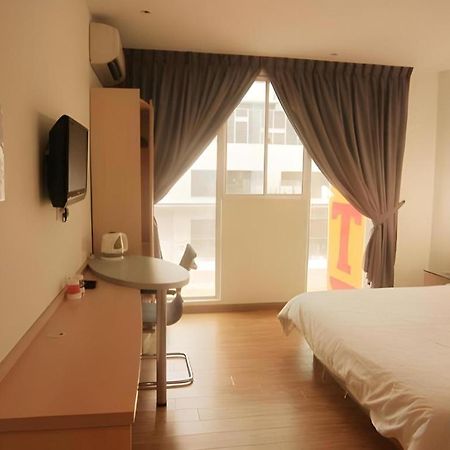 Hotel City Comfort Inn Пучонг Экстерьер фото