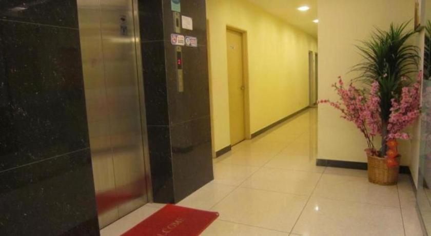 Hotel City Comfort Inn Пучонг Экстерьер фото