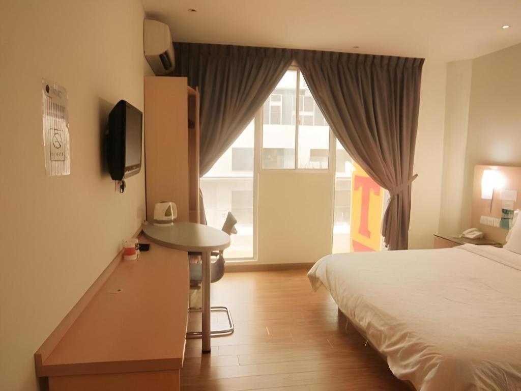 Hotel City Comfort Inn Пучонг Экстерьер фото