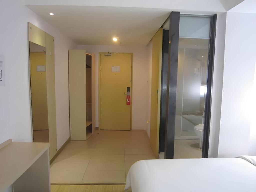 Hotel City Comfort Inn Пучонг Экстерьер фото