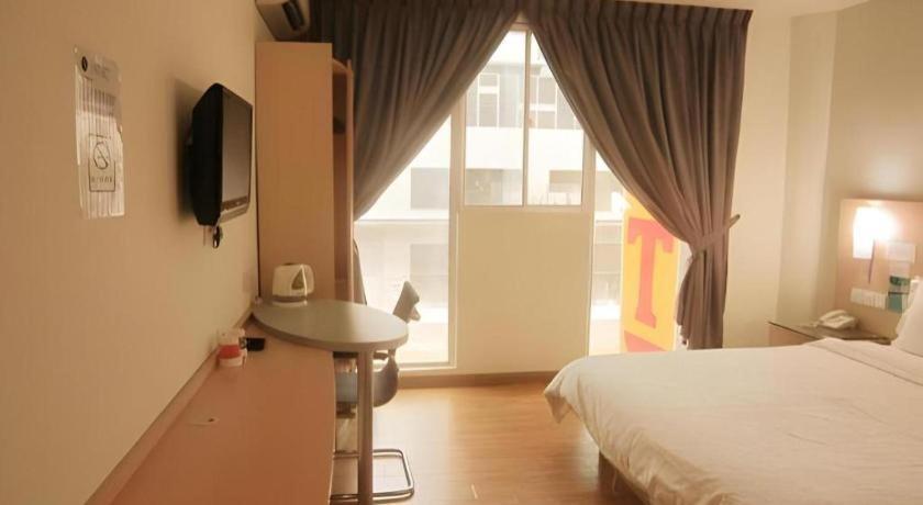 Hotel City Comfort Inn Пучонг Экстерьер фото